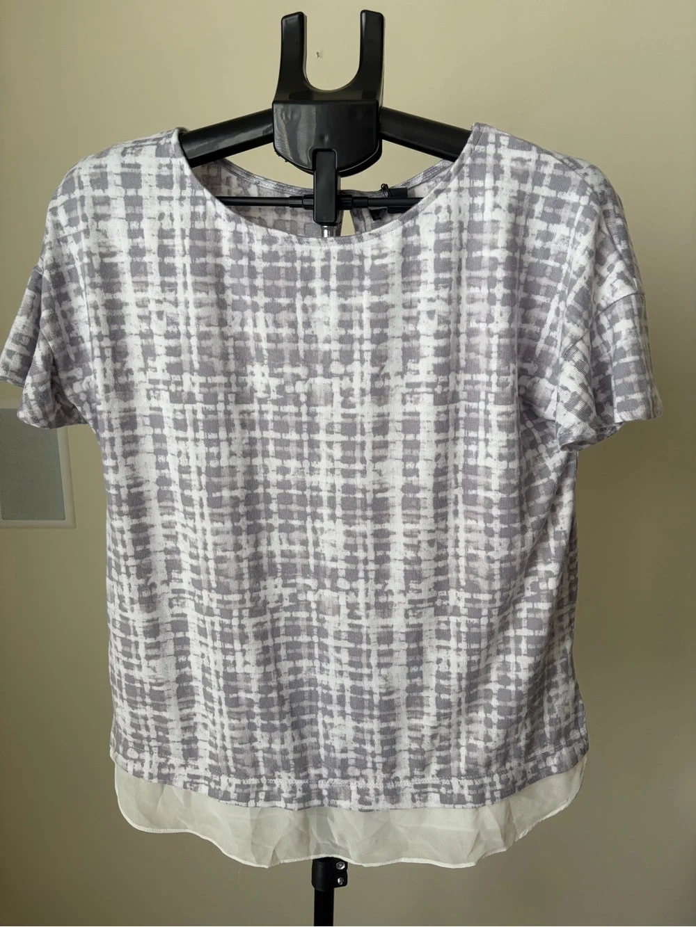NWT Moonstruck Two-Piece Pajama Set Grey Plaid Sleepwear Medium